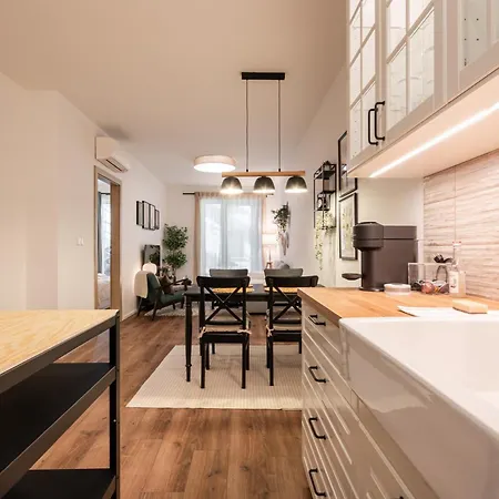 Fiumei Essence Apartment Budapest Exterior photo
